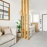 Design Smart - Terrace & Private Box アパート