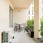 Design Smart - Terrace & Private Box アパート *