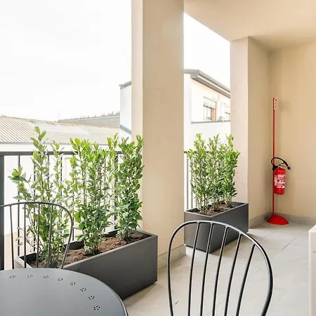 Design Smart - Terrace & Private Box Apartment Mailand